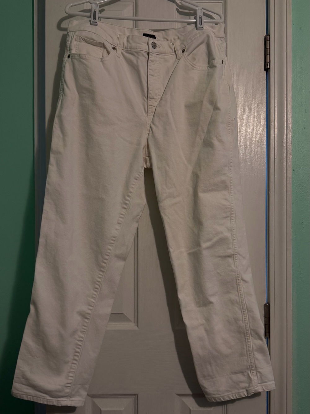 Banana Republic White Slouch Jean